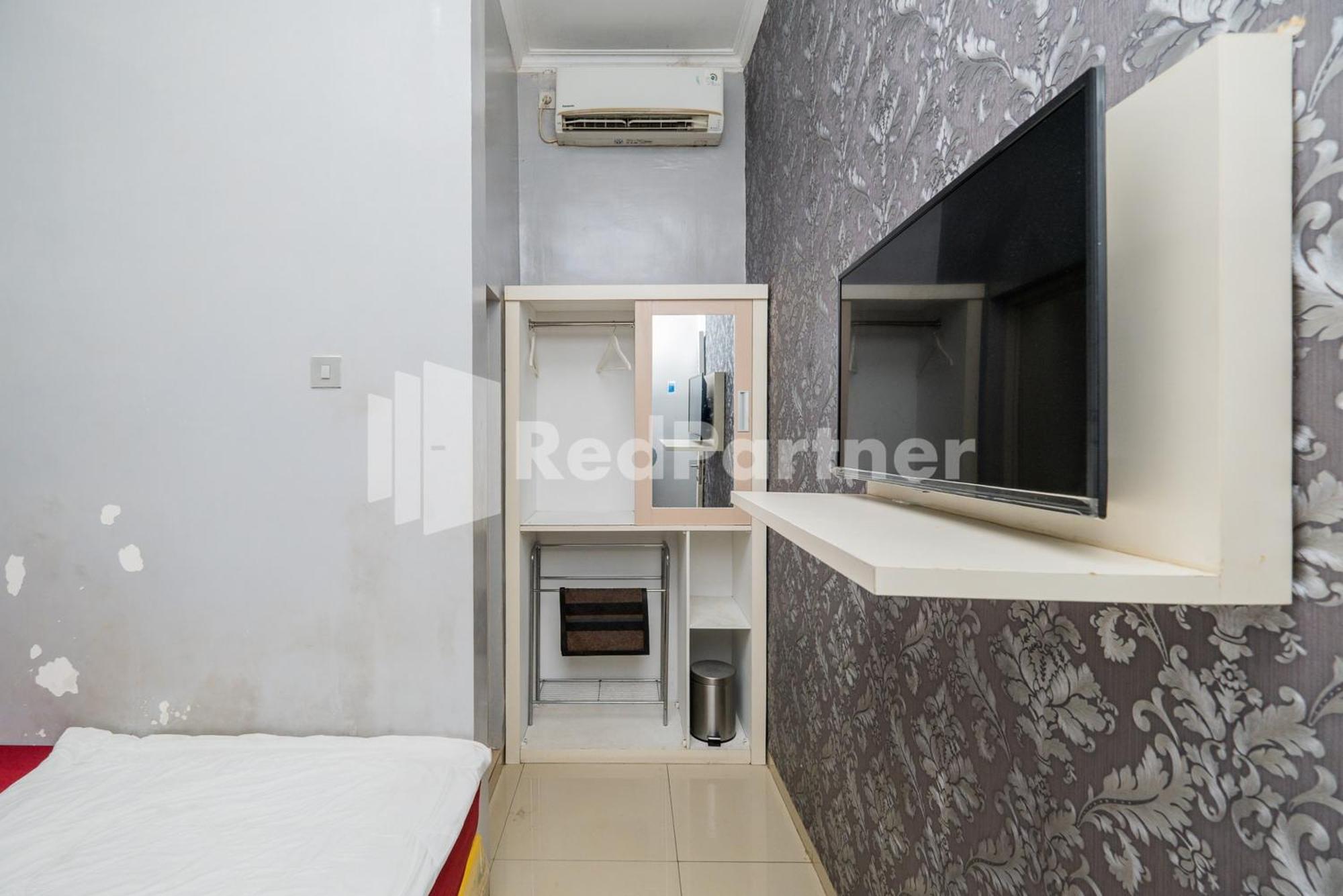 Отель Omah Kalimosodo Mitra Reddoorz Near Stasiun Malang Kota Baru Экстерьер фото
