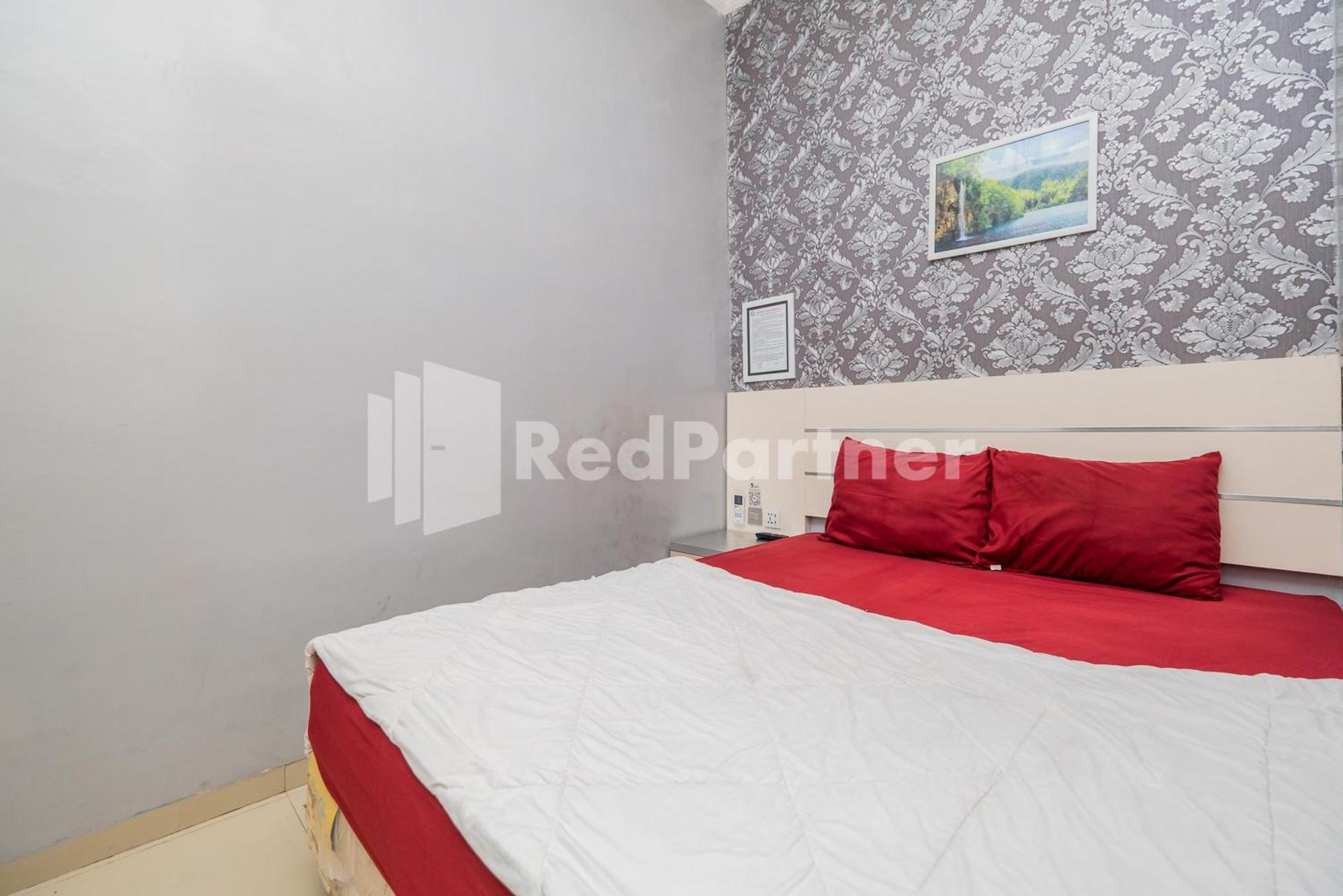 Отель Omah Kalimosodo Mitra Reddoorz Near Stasiun Malang Kota Baru Экстерьер фото